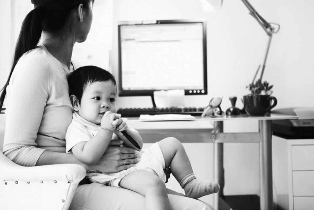 How to be a Chic Mom at&nbsp;Home