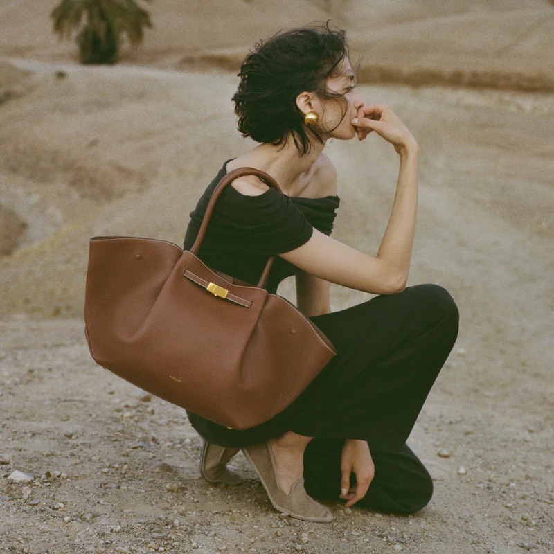 Spring 2025 Bag Trends: Must-Have Styles to Elevate Your&nbsp;Wardrobe