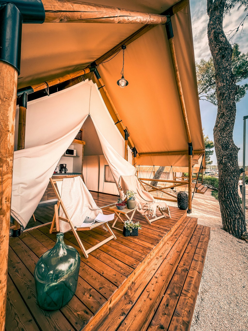 The Chic Girl’s Guide to&nbsp;Glamping