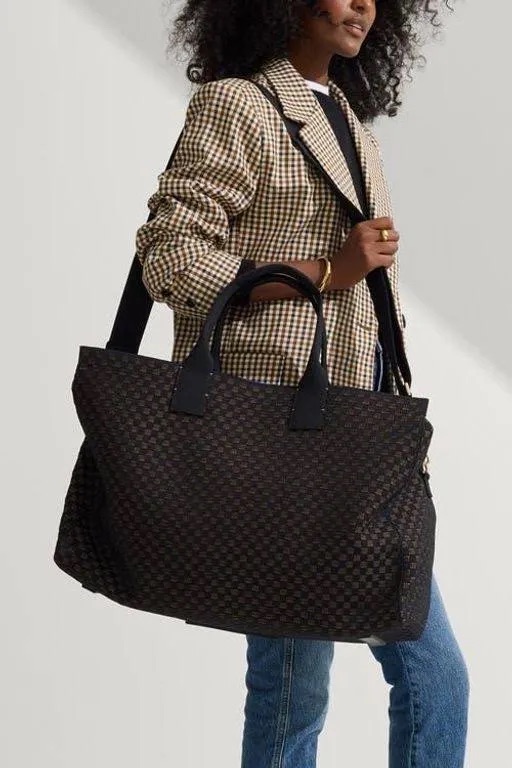 Chic Packing Tips for Effortless Holiday&nbsp;Travel