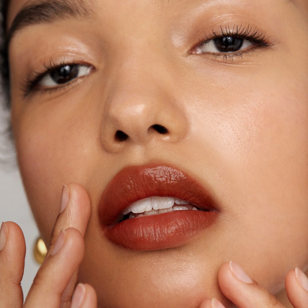 10 Gorgeous Pre-Fall Lipsticks to&nbsp;Try